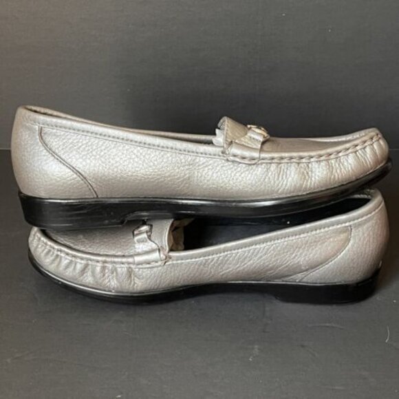 SAS Metro Pewter Silver Leather Slip on Shoes Women 8 S Slim AAA Horse Bit - Picture 6 of 10